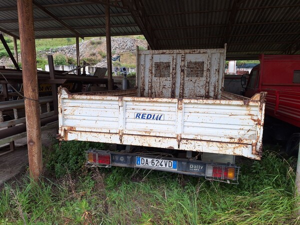 4#8445 Autocarro Iveco 35/A in vendita - foto 2