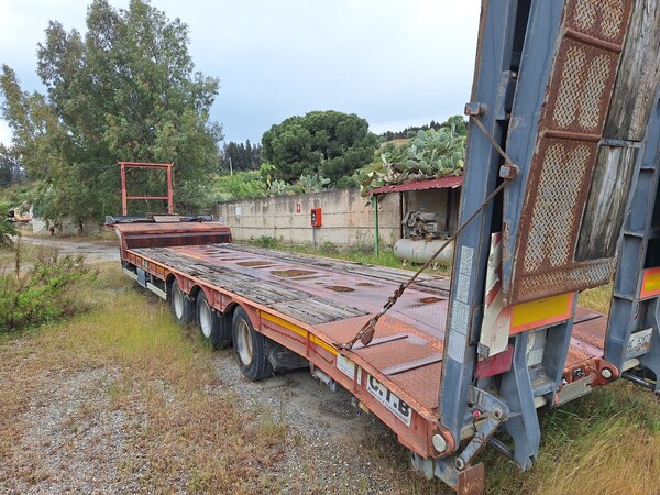 Rimorchi e semirimorchi in vendita