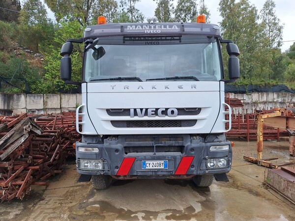Autocarri in vendita