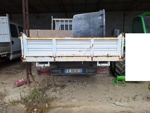 6#8447 Autocarro Iveco 35/E4 in vendita - foto 2