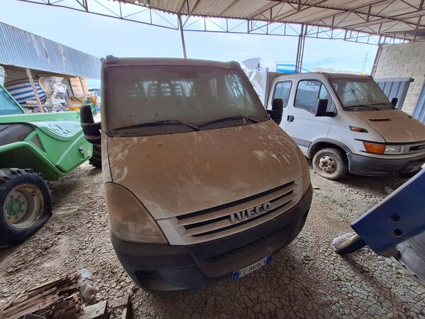 6#8447 Autocarro Iveco 35/E4 in vendita - foto 7