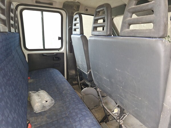 7#8447 Autocarro Iveco 35 in vendita - foto 8