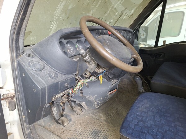 7#8447 Autocarro Iveco 35 in vendita - foto 14