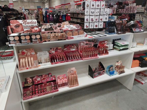 11#8450 Accessori Beauty in vendita - foto 2