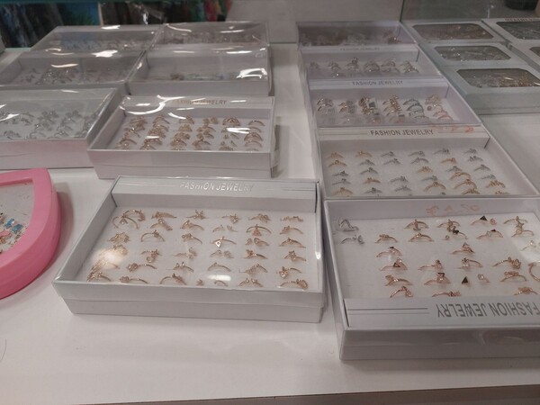 11#8450 Accessori Beauty in vendita - foto 3