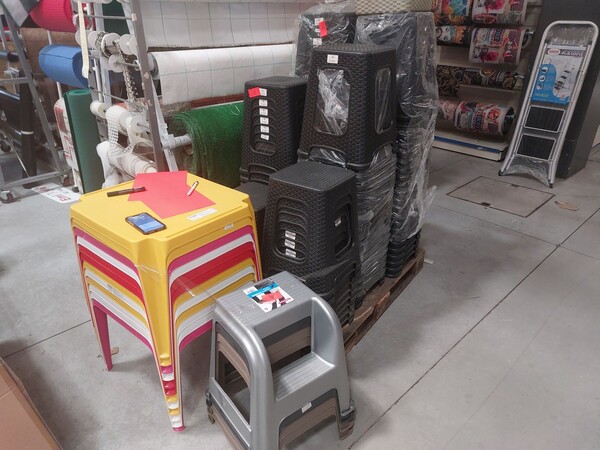 16#8450 Mobili e oggettistica di arredo casa in vendita - foto 13