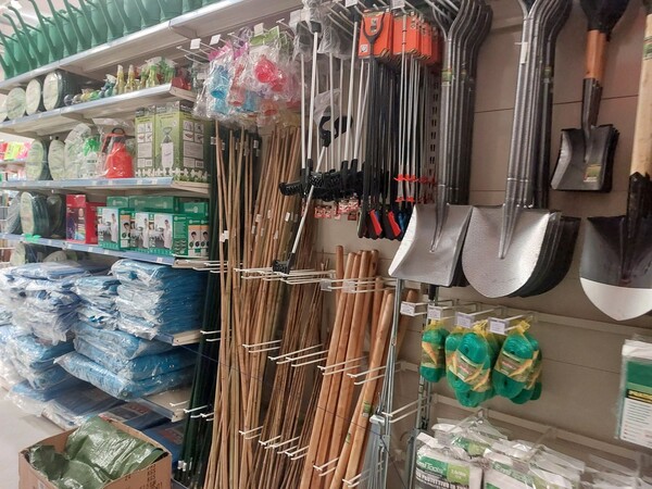17#8450 Giardinaggio e ferramenta in vendita - foto 16