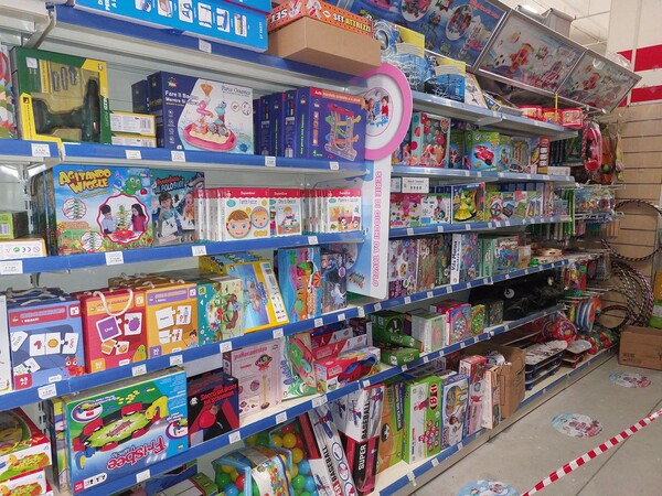 2#8450 Giocattoli in vendita - foto 2