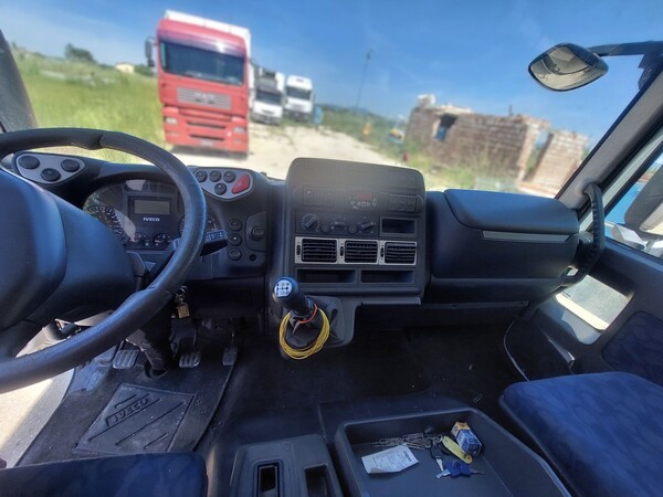 1#8454 Autocarro isotermico Iveco  Eurocargo 120E22 in vendita - foto 5