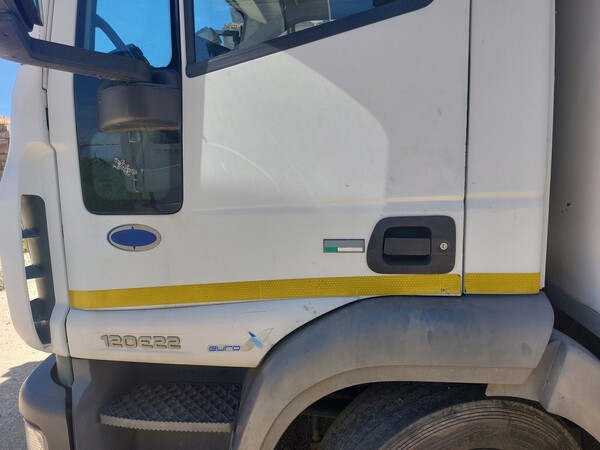 1#8454 Autocarro isotermico Iveco  Eurocargo 120E22 in vendita - foto 8