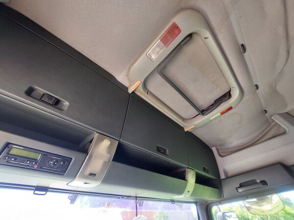 3#8454 Autocarro isotermico Man TGA 26.430 in vendita - foto 6