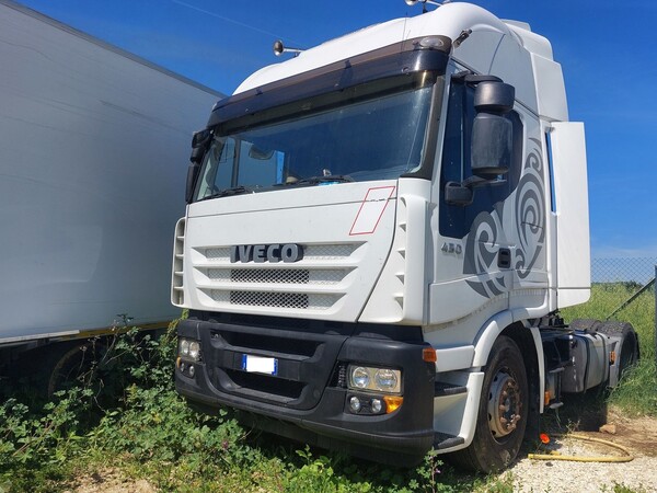 4#8454 Trattore stradale Iveco 450 in vendita - foto 2