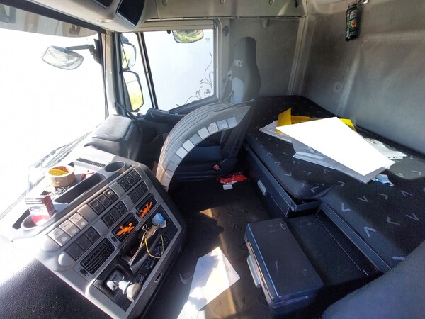 4#8454 Trattore stradale Iveco 450 in vendita - foto 9