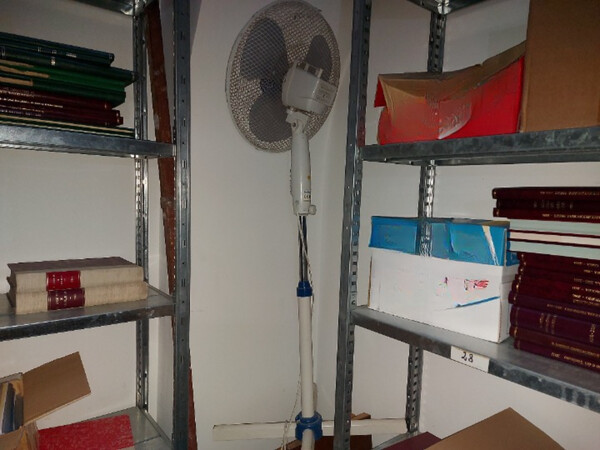 1#8455 Scaffalature e arredamento vario in vendita - foto 48