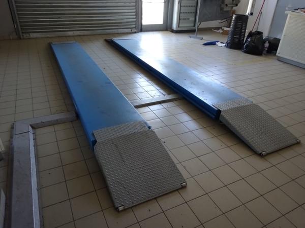 Attrezzatura meccanica in vendita