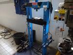 Image 7 - Hydraulic press - Lot 28 (Auction 846)