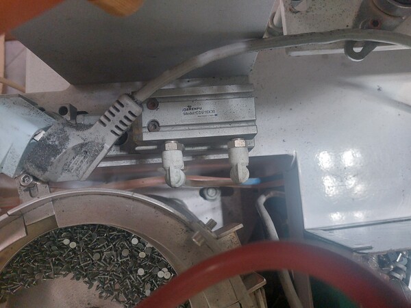 1#8463 Macchine per la lavorazione di calzature in vendita - foto 10