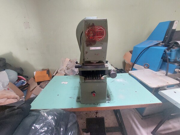 1#8463 Macchine per la lavorazione di calzature in vendita - foto 12
