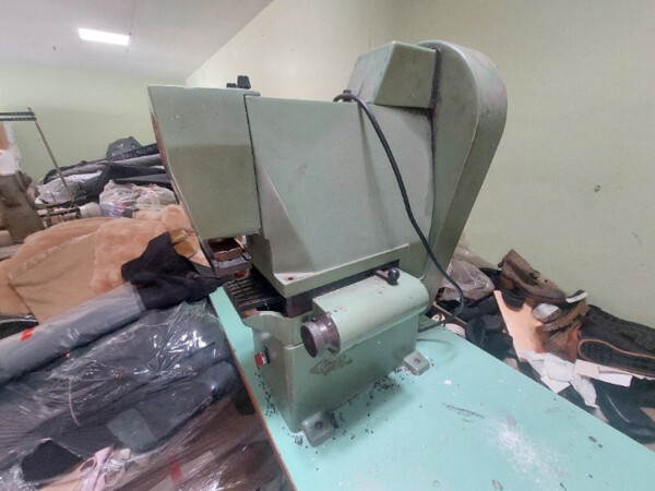 1#8463 Macchine per la lavorazione di calzature in vendita - foto 14