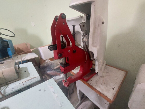 1#8463 Macchine per la lavorazione di calzature in vendita - foto 24