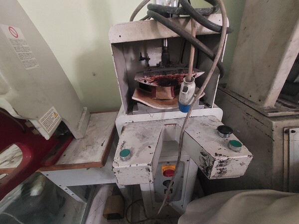 1#8463 Macchine per la lavorazione di calzature in vendita - foto 25