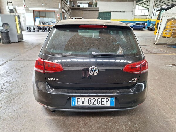 4#8464 Autoveicolo Volkswagen Golf in vendita - foto 2