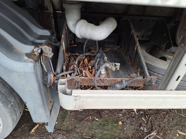 6#8464 Autocarro Man TGL8.180 isotermico con sponda idraulica in vendita - foto 13
