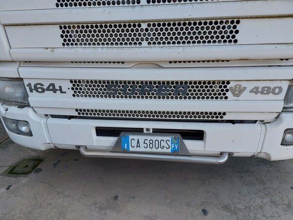 5#8467 Trattore stradale con ralla Scania in vendita - foto 2