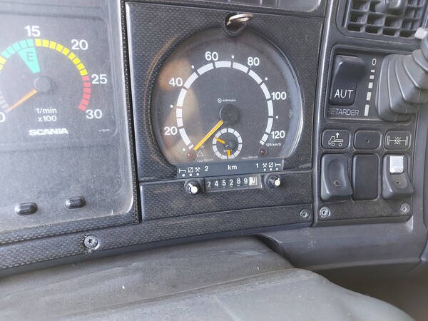 5#8467 Trattore stradale con ralla Scania in vendita - foto 14