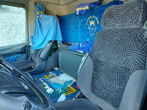 5#8467 Trattore stradale con ralla Scania in vendita - foto 18