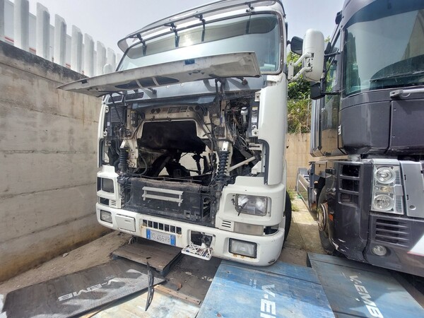 7#8486 Trattore stradale Volvo in vendita - foto 2