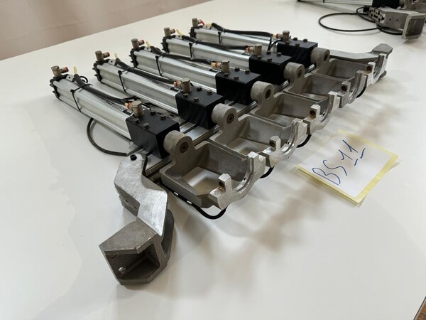 28#8495 Supporto coni Cnc Biesse in vendita - foto 1