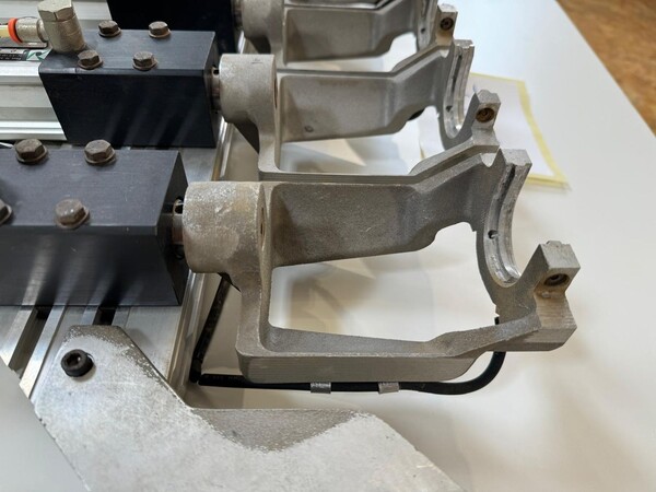 28#8495 Supporto coni Cnc Biesse in vendita - foto 2