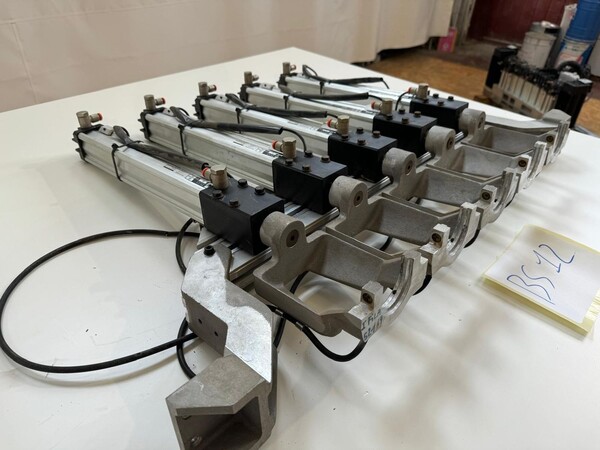 28#8495 Supporto coni Cnc Biesse in vendita - foto 9