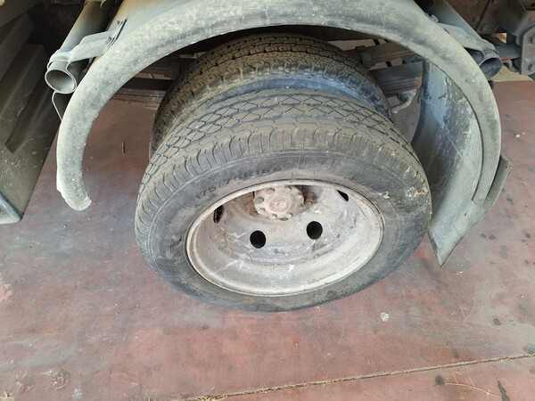 3#8504 Autocarro Fiat Iveco TurboDaily con cassone ribaltabile e gru in vendita - foto 8