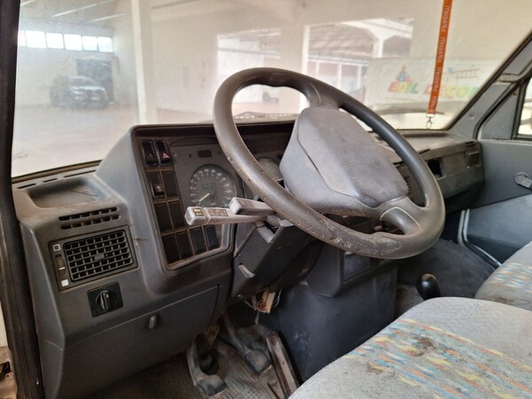 3#8504 Autocarro Fiat Iveco TurboDaily con cassone ribaltabile e gru in vendita - foto 13