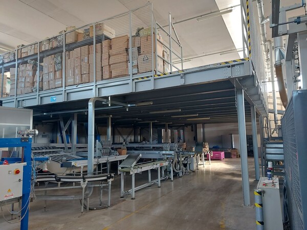 3#8506 Soppalco in vendita - foto 2