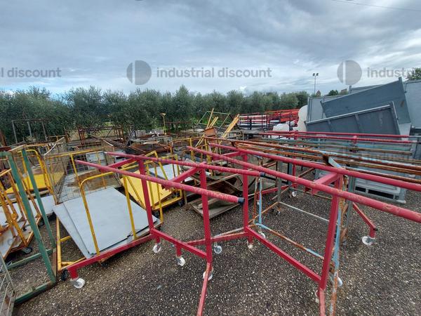 999#8509 Scaffalature carrelli e altro in vendita - foto 1