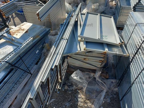 999#8509 Scaffalature carrelli e altro in vendita - foto 5