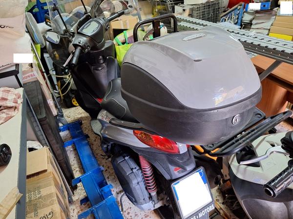 1#8520 Motociclo Piaggio Medley 150 in vendita - foto 2