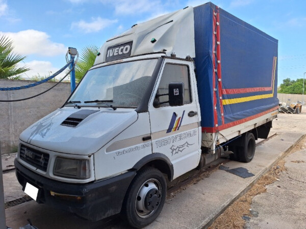 Autocarri in vendita