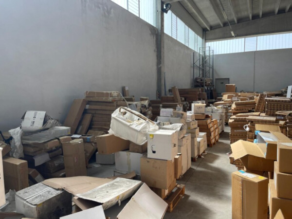 1#8537 Magazzino mobili e lampadari in vendita - foto 17