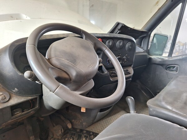 4#8538 Autocarro Iveco Daily in vendita - foto 11