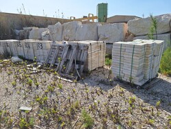 Raw materials and finished products of marble blocks - Lot 0 (Auction 8541)