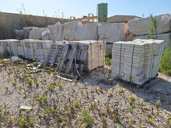 2#8541 Materie prime e prodotti finiti di blocchi di marmo in vendita - foto 1