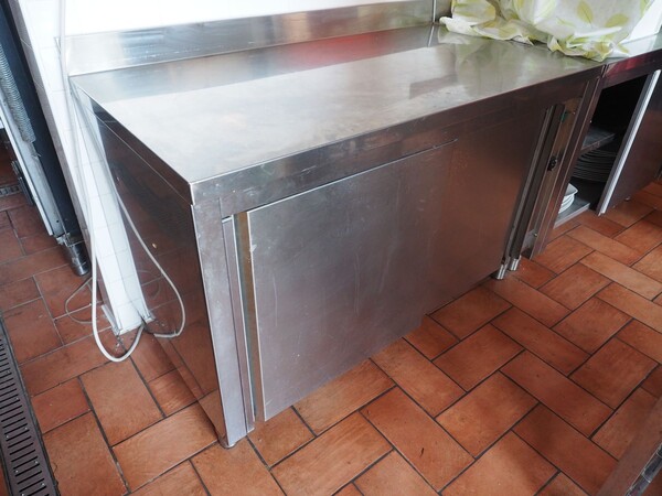 Attrezzature bar e ristoranti in vendita