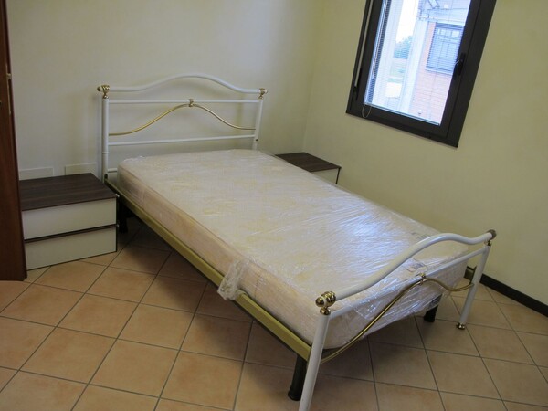 8#8559 Camera da letto in vendita - foto 2