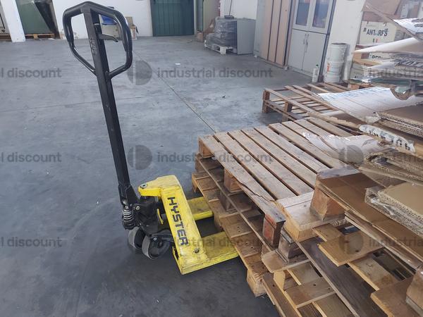 143#8561 Macchine da cucire e accessori in vendita - foto 4