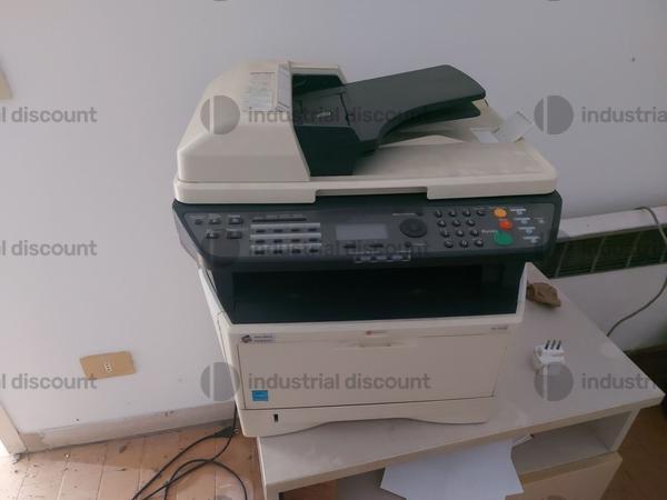 143#8561 Macchine da cucire e accessori in vendita - foto 30