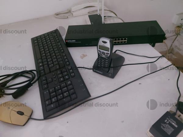 143#8561 Macchine da cucire e accessori in vendita - foto 31